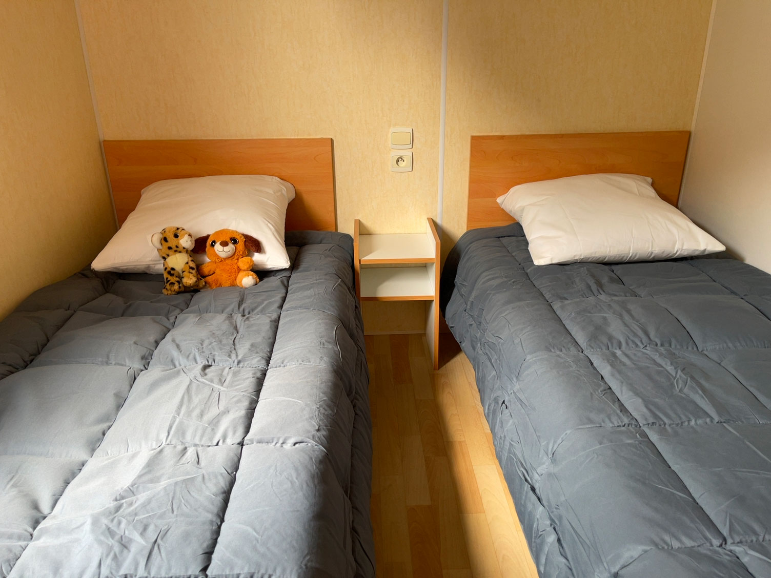 galerie-location-mobil-home-6-8-personnes-evasion-chambre-enfant-bis-camping-moricq