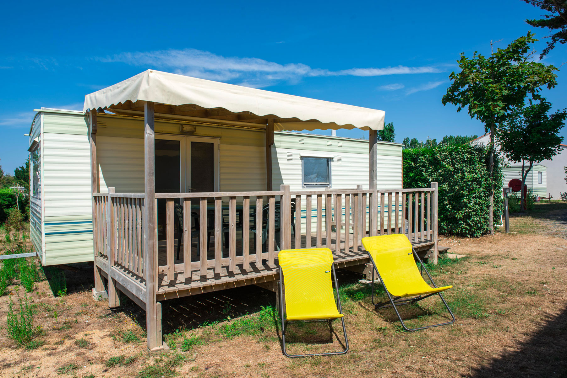 location-mobil-home-4-6-personnes-eco-avec-terrasse-camping-le-port-de-moricq