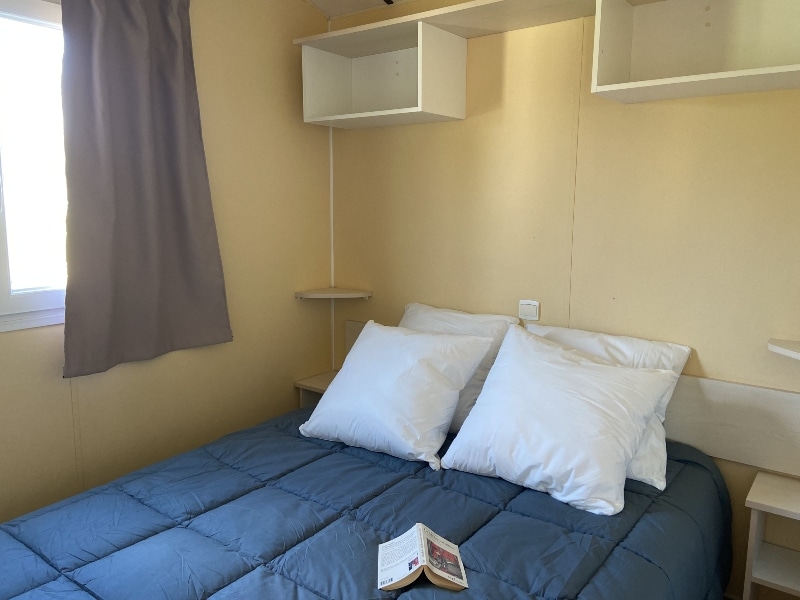 location-mobil-home-6-8-personnes-evasion-chambre-lit-double-camping-moricq