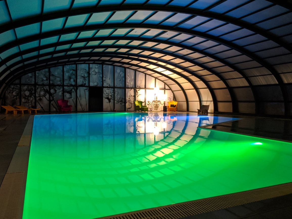 le dimanche soir, on prolonge le plaisir avec la traditionnelle Pool Party de Moricq